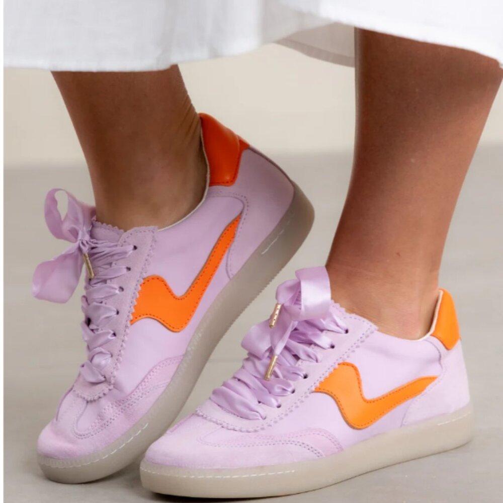 new DV by Dolce Vita NOTICE Women's Sneaker 25109 3T2